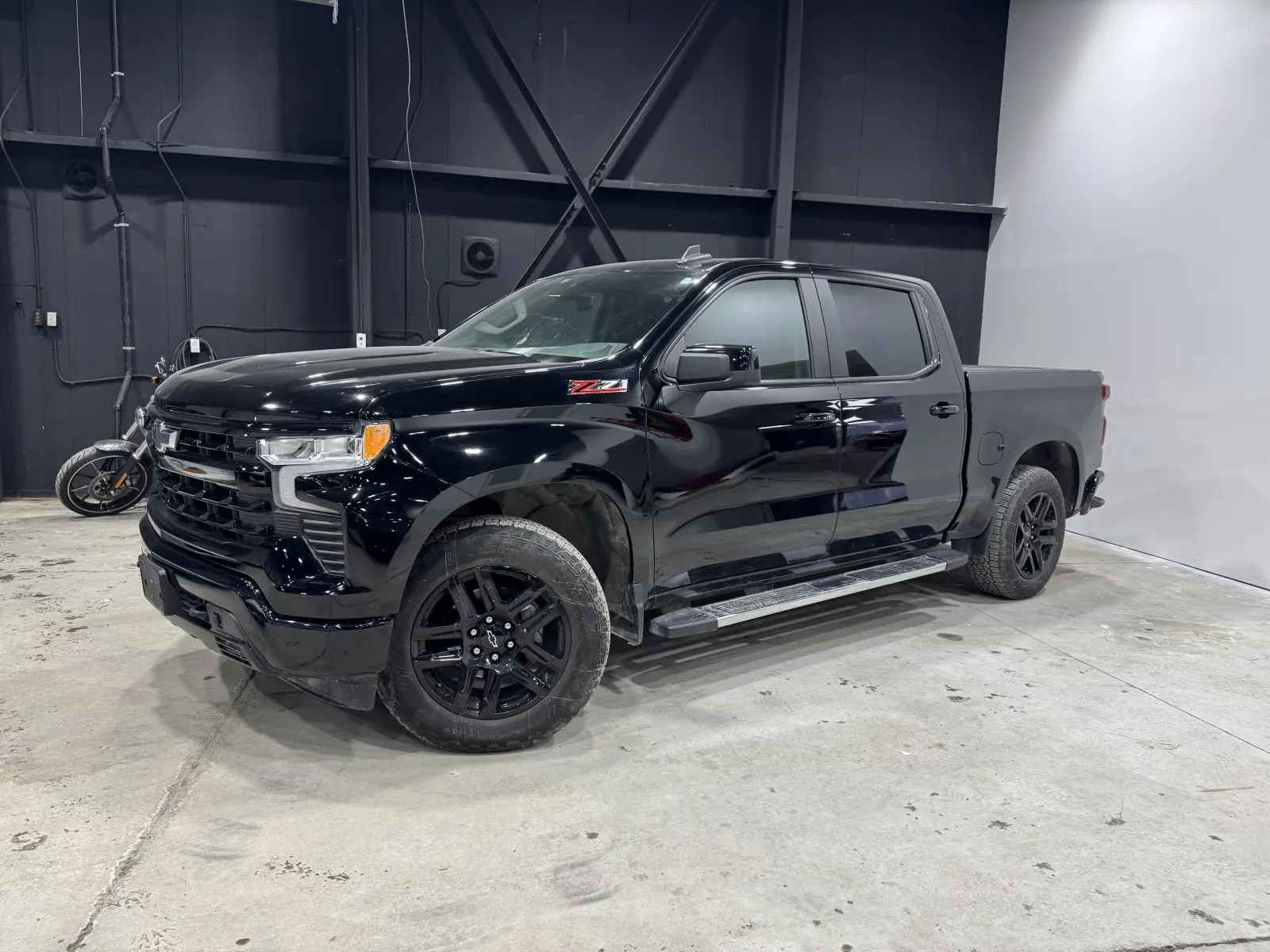 Certified, one-owner, Clean Carfax, garage kept, local vehicle, non-smoker 2022 Chevrolet Silverado 1500 RST in Black with Black interior – front exterior view