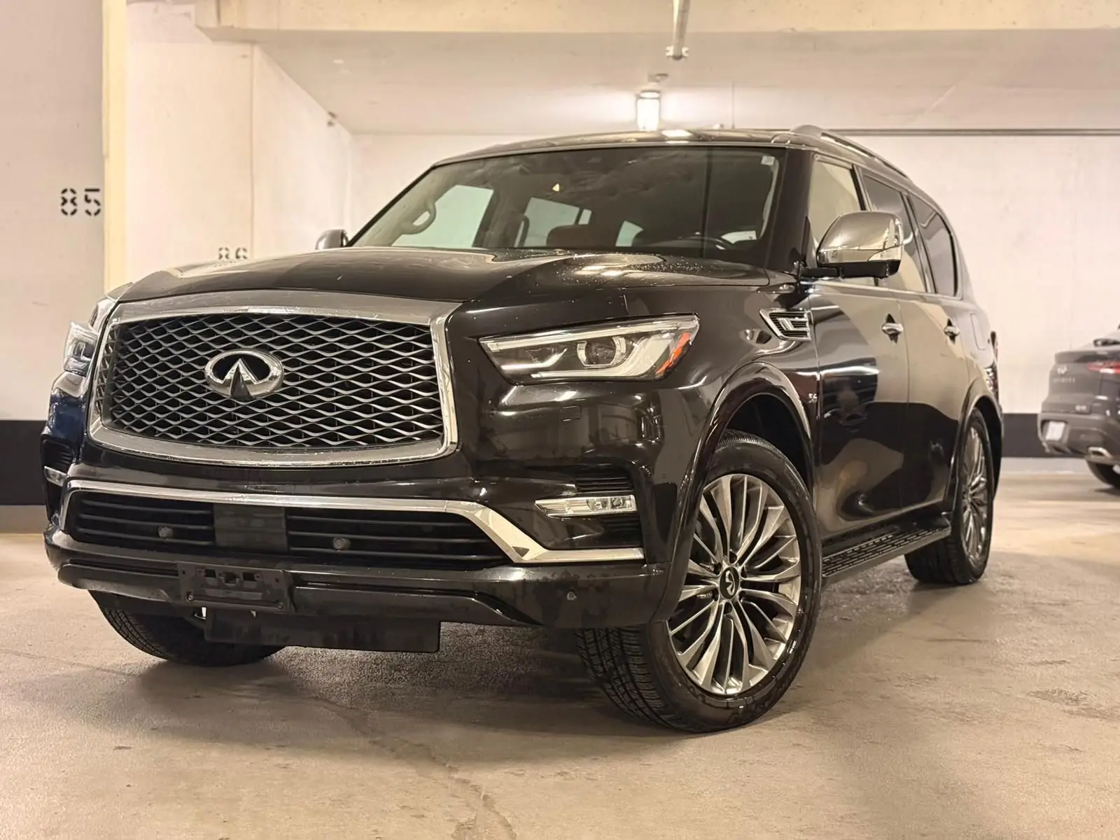 Clean Carfax, local vehicle, non-smoker 2018 Infiniti QX80 Technology in Black with Brown interior Clean Carfax, local vehicle, non-smoker 2018 Infiniti QX80 Technology in Black with Brown interior