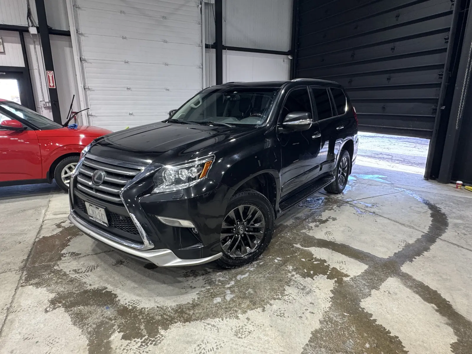 garage kept, local vehicle, non-smoker 2018 LEXUS GX460 Technology in Black with Brown interior – front exterior view garage kept, local vehicle, non-smoker 2018 LEXUS GX460 Technology in Black with Brown interior – front exterior view