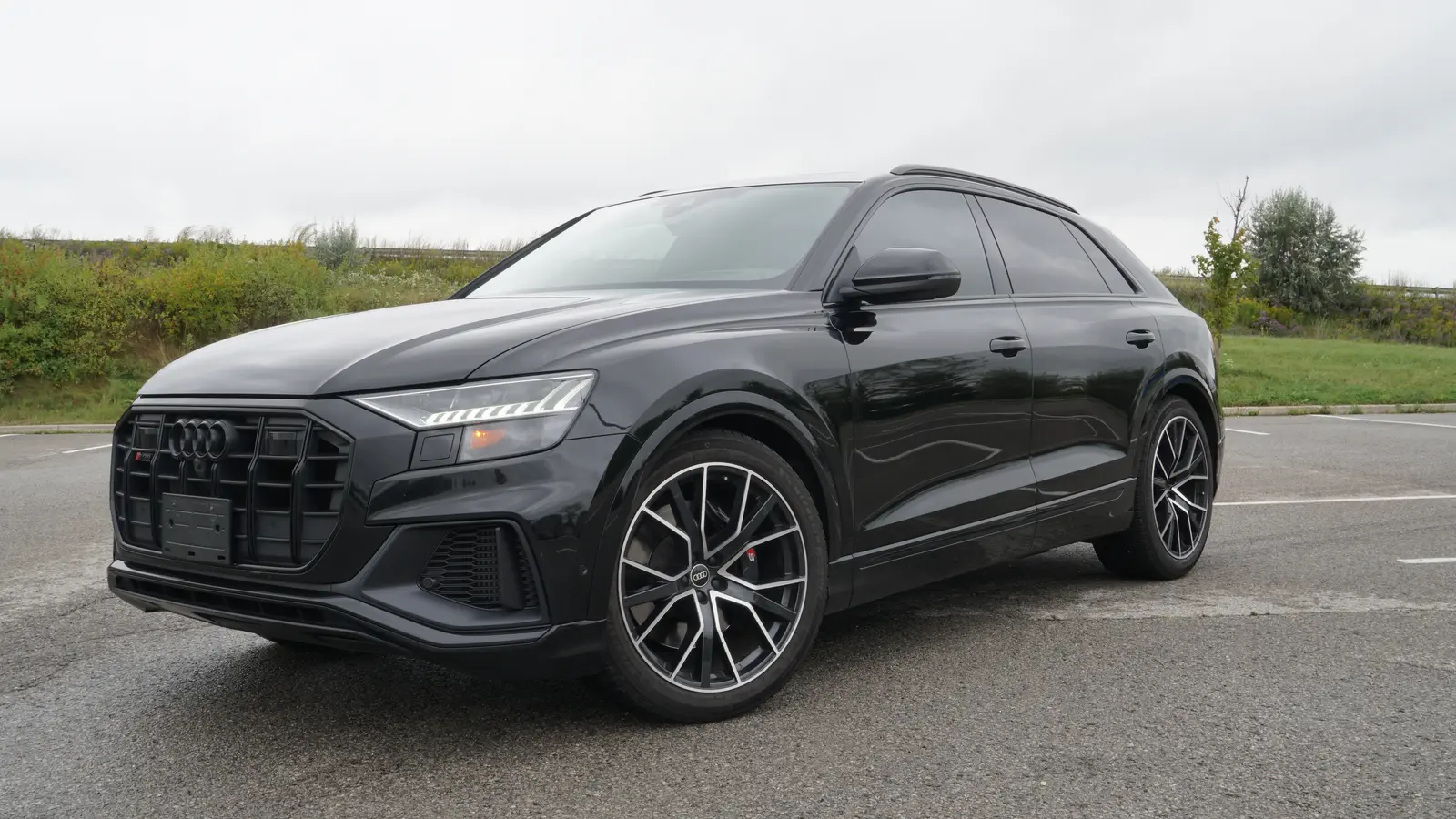 Certified, Clean Carfax 2022 Audi SQ8 Base in Black with Red interior