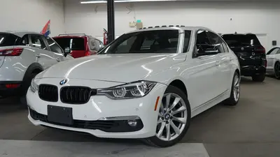 2017 BMW 3-Series 330i xDrive in White with Black interior