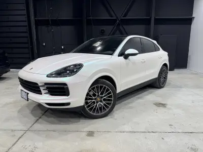 Certified, Clean Carfax, garage kept, local vehicle, non-smoker 2021 Porsche Cayenne Base in Pearl White with Black interior – front exterior view