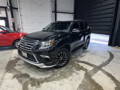 garage kept, local vehicle, non-smoker 2018 LEXUS GX460 Technology in Black with Brown interior – front exterior view